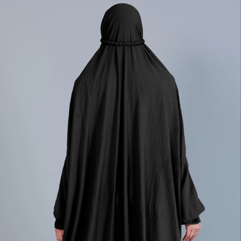 Elegant Islamic Prayer Dress In Black