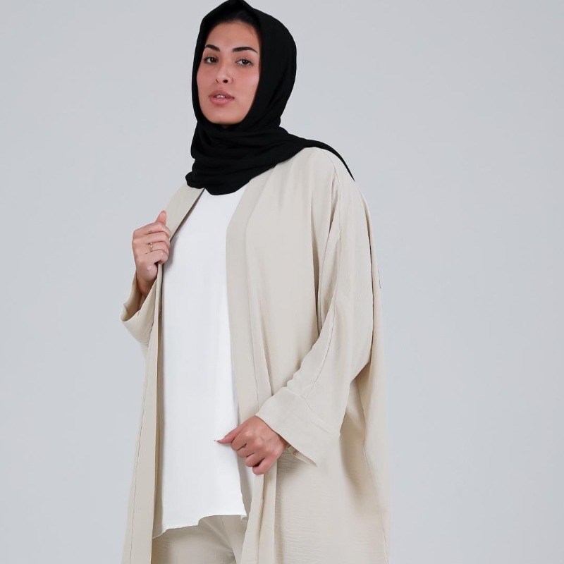 Kurti Set with a Shrug in Cream
